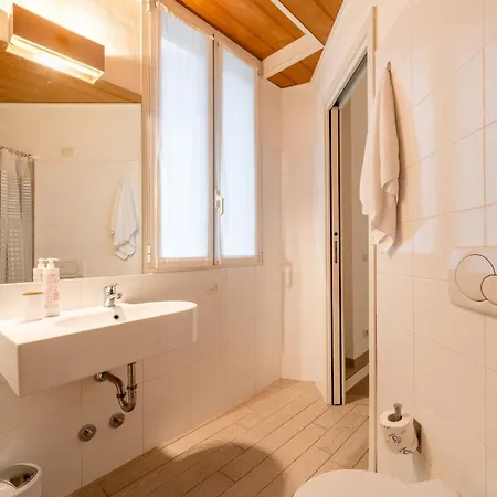 Appartement Viale Lecco By Wonderful Italy